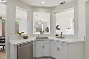 7318 Bower Ln, Dublin, CA 94568 - Photo 11