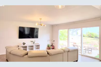 102 Kelobra Ct, Walnut Creek, CA 94598 - Photo 17
