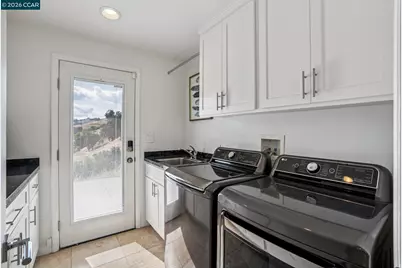 101 Hillcroft Way, Walnut Creek, CA 94597 - Photo 43
