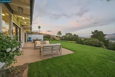 101 Hillcroft Way, Walnut Creek, CA 94597 - Photo 55