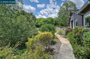1726 Comstock Dr, Walnut Creek, CA 94595 - Photo 61