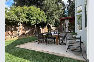 425 Beverly St, Livermore, CA 94550 - Photo 15