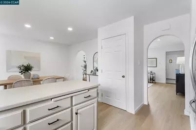 24951 Townsend Ave, Hayward, CA 94544 - Photo 25