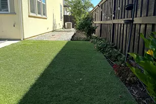 18005 Reunion Ct, Lathrop, CA 95330 - Photo 19