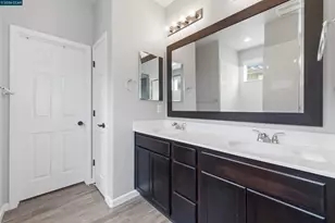300 Coolcrest Dr, Oakley, CA 94561 - Photo 17