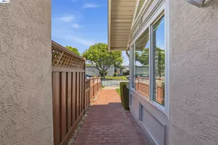 36719 Port Tidewood St, Newark, CA 94560 - Photo 3