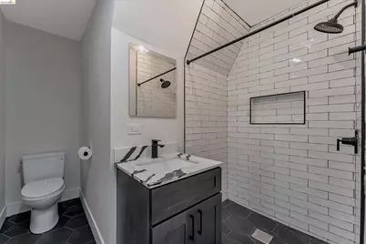 2804 Adeline St, Oakland, CA 94608 - Photo 11