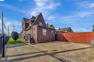 2804 Adeline St, Oakland, CA 94608 - Photo 31