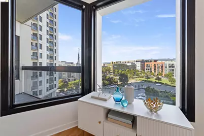 6363 Christie Ave #525, Emeryville, CA 94608 - Photo 3