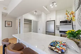 6363 Christie Ave, Emeryville, CA 94608 - Photo 17
