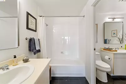 6363 Christie Ave #525, Emeryville, CA 94608 - Photo 43