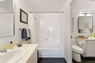 6363 Christie Ave, Emeryville, CA 94608 - Photo 43