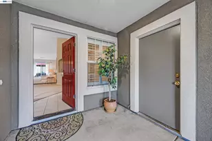 1106 Baltusrol Ct, Livermore, CA 94551 - Photo 11