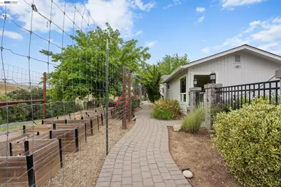 5550 Sweigert Rd, San Jose, CA 95132 - Photo 49