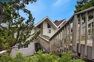 1984 Ascot Dr, Moraga, CA 94556 - Photo 1