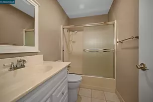 825 Oak Grove Rd, Concord, CA 94518 - Photo 15