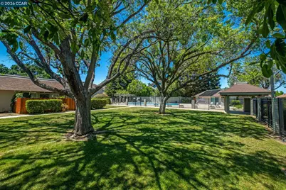825 Oak Grove Rd #16, Concord, CA 94518 - Photo 29
