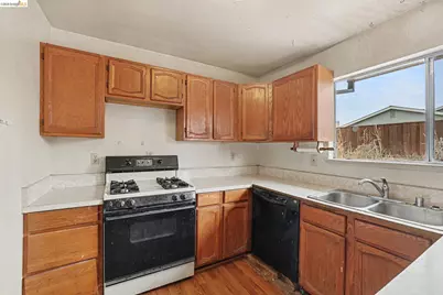 5029 Teakwood Dr, Oakley, CA 94561 - Photo 9