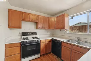 5029 Teakwood Dr, Oakley, CA 94561 - Photo 9