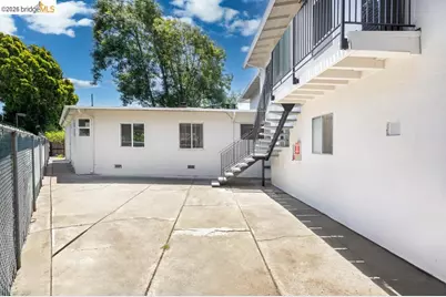 1313 Curtis St, Berkeley, CA 94702 - Photo 23