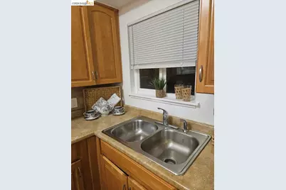 1804 Derby St, Berkeley, CA 94703 - Photo 17