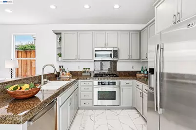5919 Topsfield Cir, Dublin, CA 94568 - Photo 15