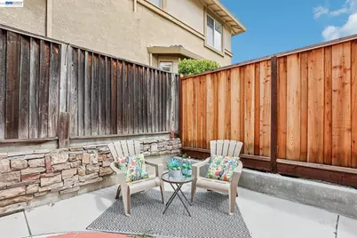5919 Topsfield Cir, Dublin, CA 94568 - Photo 27