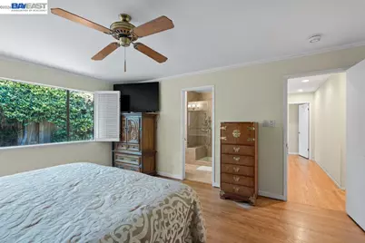 1112 San Antonio Ave, Alameda, CA 94501 - Photo 9