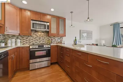 5 Embarcadero W #126, Oakland, CA 94607 - Photo 11