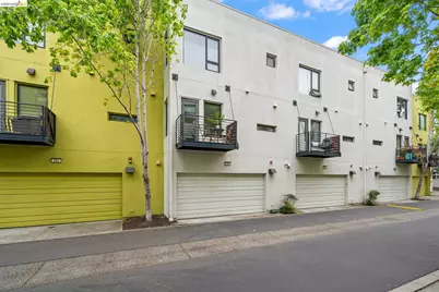 903 Zephyr Dr, Oakland, CA 94607 - Photo 23