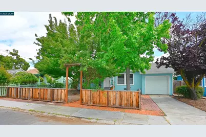 2831 Bonifacio St., Concord, CA 94519 - Photo 3