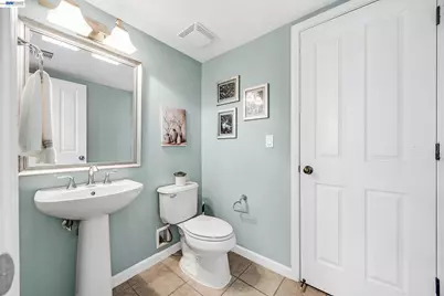 5216 Fioli Loop, San Ramon, CA 94582 - Photo 11