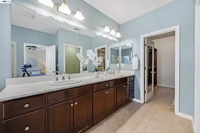 5216 Fioli Loop, San Ramon, CA 94582 - Photo 19
