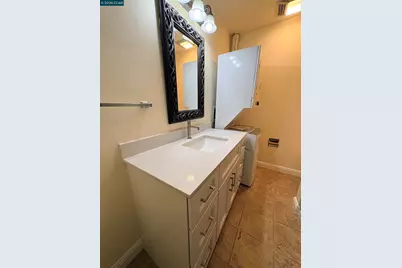 5451 Roundtree Pl #F, Concord, CA 94521 - Photo 13