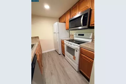 5451 Roundtree Pl #F, Concord, CA 94521 - Photo 9