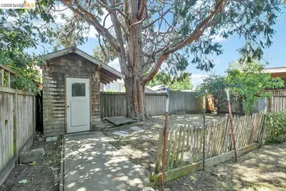 2418 Jefferson Avenue, Berkeley, CA 94703 - Photo 29