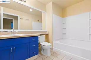 1121 40th St, Emeryville, CA 94608 - Photo 7