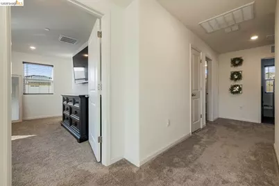 5439 Drawbridge Way, Riverbank, CA 95367 - Photo 31