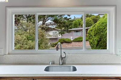 6630 Arlington Blvd, Richmond, CA 94805 - Photo 15