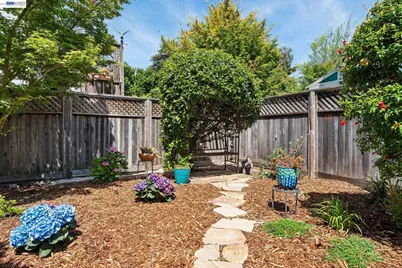 1501 8th St, Alameda, CA 94501 - Photo 55