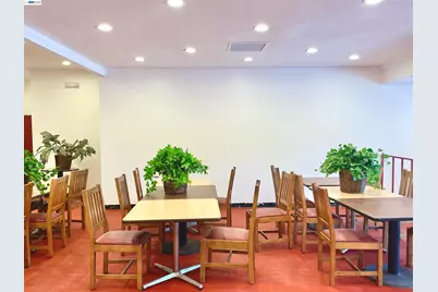 9219 International Blvd, Oakland, CA 94603 - Photo 5