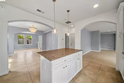 423 Toscana Way, Hayward, CA 94545 - Photo 15