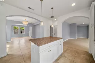 423 Toscana Way, Hayward, CA 94545 - Photo 15