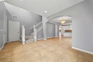 423 Toscana Way, Hayward, CA 94545 - Photo 5