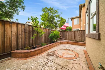 423 Toscana Way, Hayward, CA 94545 - Photo 3