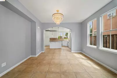 423 Toscana Way, Hayward, CA 94545 - Photo 9