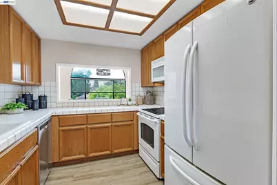 2242 Brega Lane, Morgan Hill, CA 95037 - Photo 13