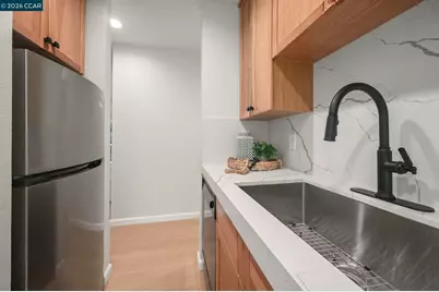 2560 Walnut Blvd #4, Walnut Creek, CA 94596 - Photo 7