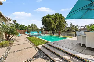 2127 Prestwick Dr, Discovery Bay, CA 94505 - Photo 43