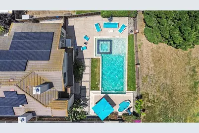2127 Prestwick Dr, Discovery Bay, CA 94505 - Photo 35